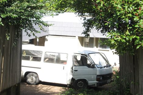 Photo of property in 3 Micawber Place, Mellons Bay, Auckland, 2014