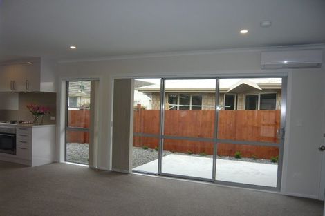 Photo of property in 17u2 Jones Crescent, Melville, Hamilton, 3206
