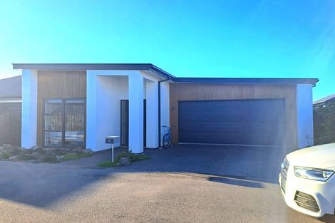 Photo of property in 10 Grey Way, Russley, Christchurch, 8042