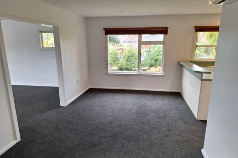 Photo of property in 37 Tintern Avenue, Avonhead, Christchurch, 8042