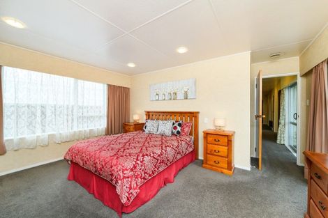 Photo of property in 70 Sherwill Street, Feilding, 4702