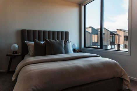 Photo of property in 16/12 Tawa Road, Te Atatu Peninsula, Auckland, 0610