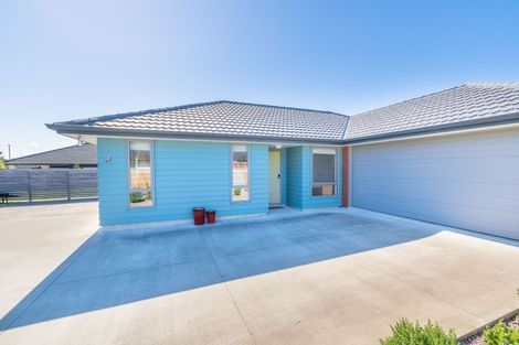 Photo of property in 79 Kotuku Drive, Paraparaumu Beach, Paraparaumu, 5032