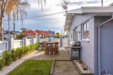Photo of property in 1/28 Nortons Road, Avonhead, Christchurch, 8042