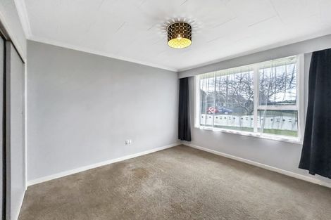 Photo of property in 45 Kilmarnock Street, Wallacetown, 9816