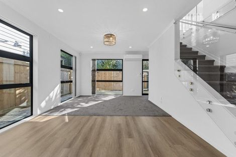 Photo of property in 9a Bernard Street, Tauranga South, Tauranga, 3112