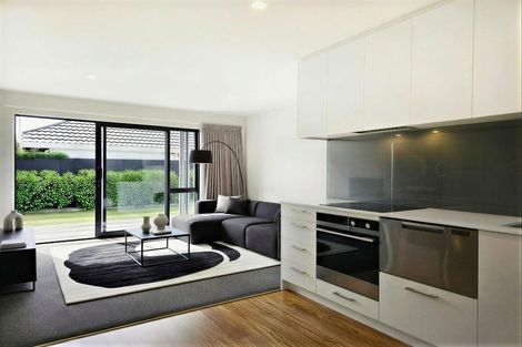 Photo of property in 1/98 Proctor Street, Papanui, Christchurch, 8053