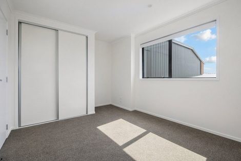 Photo of property in 4/1 Scott Road, Hobsonville, Auckland, 0616