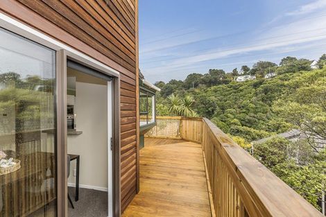 Photo of property in 12 Creswick Terrace, Northland, Wellington, 6012