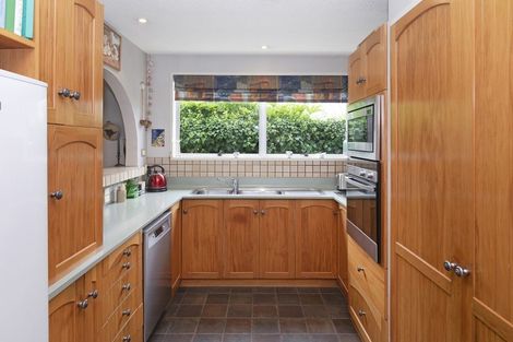 Photo of property in 7 Brigadoon Place, Avonhead, Christchurch, 8042