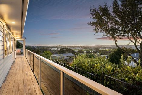 Photo of property in 112 Hibiscus Coast Highway, Red Beach, 0932