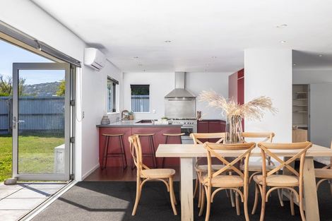 Photo of property in 72 Mauger Drive, Heathcote Valley, Christchurch, 8022