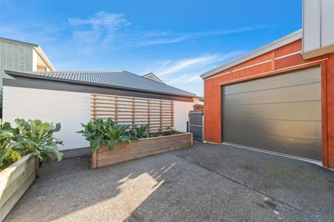 Photo of property in 148 Holly Road, St Albans, Christchurch, 8014