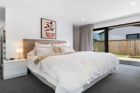 Photo of property in 15 Leicester Street, Jacks Point, 9371