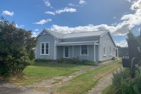 Photo of property in 37 Ross Street, Woodville, 4920