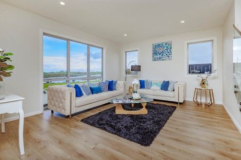 Photo of property in 29 Emerald Avenue, Rosehill, 2113