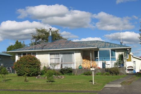 Photo of property in 19 Charles Street, Tokoroa, 3420