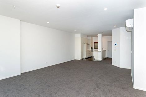 Photo of property in Marina View Apartments, 201/4 Reads Quay, Gisborne, 4010