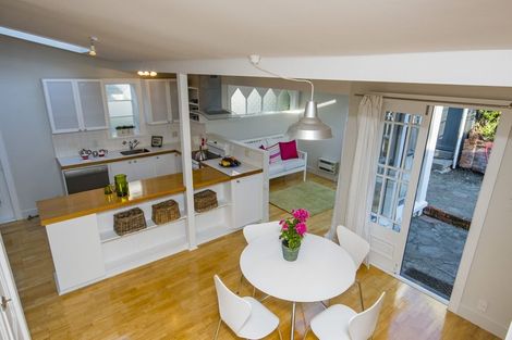 Photo of property in 7 Cottleville Terrace, Thorndon, Wellington, 6011