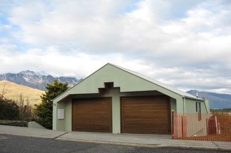 Photo of property in 75 Panorama Terrace, Queenstown, 9300