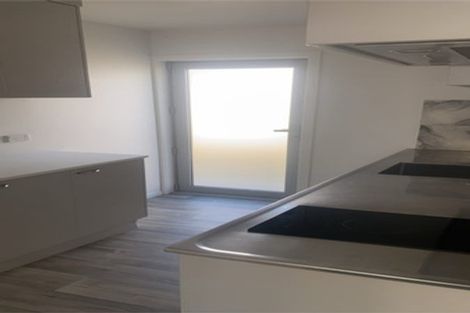 Photo of property in 40a-b Belt Road, Moturoa, New Plymouth, 4310