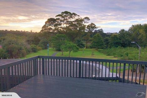 Photo of property in 3 Rapaki Place, Te Atatu Peninsula, Auckland, 0610