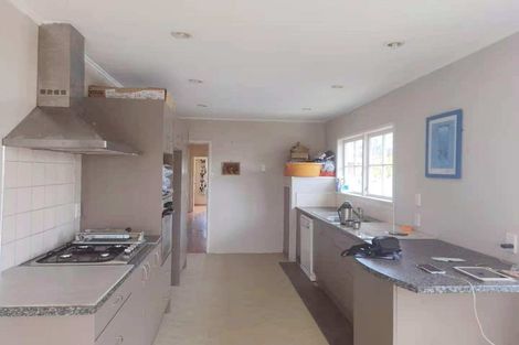 Photo of property in 9 Janet Street, Sunnyhills, Auckland, 2010