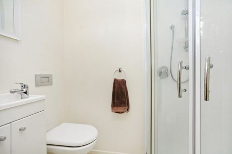 Photo of property in 6 Zande Terrace, Tawa, Wellington, 5028