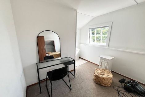 Photo of property in 36 Rangatira Road, Birkenhead, Auckland, 0626