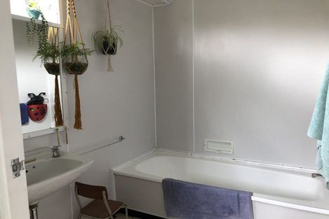 Photo of property in 3 Chesterton Street, Johnsonville, Wellington, 6037