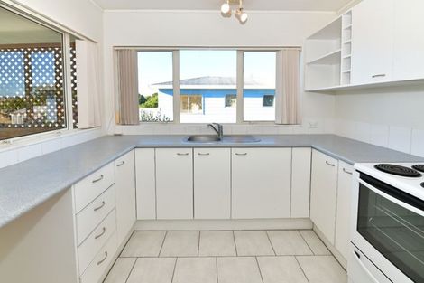 Photo of property in 36a Charlotte Street, Stanmore Bay, Whangaparaoa, 0932
