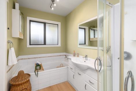 Photo of property in 40 Fovant Street, Russley, Christchurch, 8042