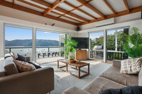 Photo of property in 7 Kent Street, Whangaroa, 0478