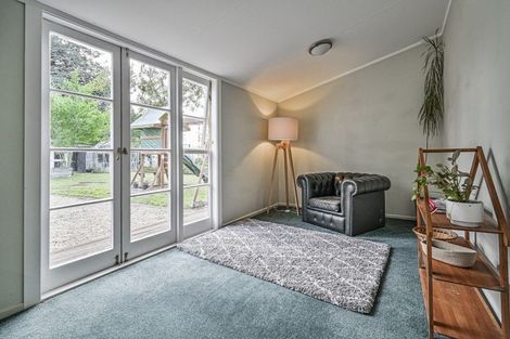 Photo of property in 2553 Taihape Road, Sherenden, Hastings, 4179