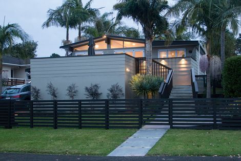 Photo of property in 26 Pipitea Place, Massey, Auckland, 0614