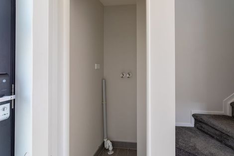 Photo of property in 7/11 Karamu Street, Te Atatu Peninsula, Auckland, 0610