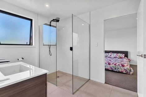 Photo of property in 19 Tarata Grove, Lansdowne, Masterton, 5810