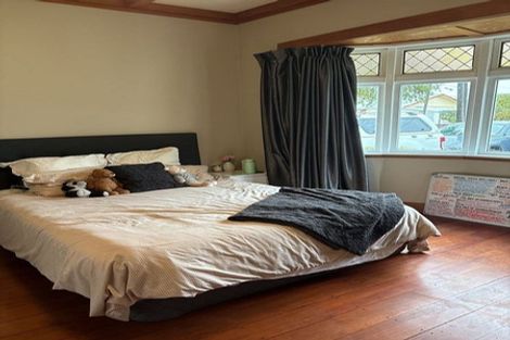 Photo of property in 5 Burnham Street, Petone, Lower Hutt, 5012