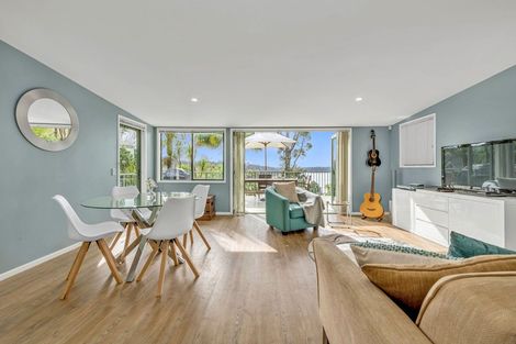 Photo of property in 11 Opou Road, Titirangi, Auckland, 0604