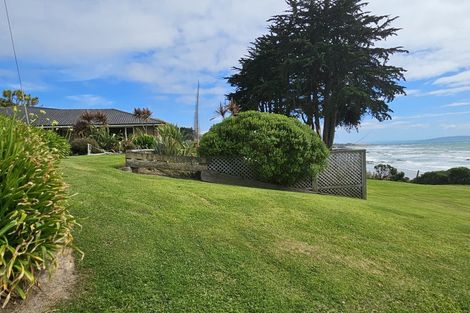 Photo of property in 506 The Nuggets Road, Ahuriri Flat, Kaka Point, 9271