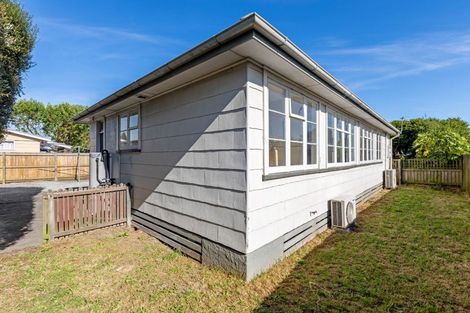 Photo of property in 2a Dickson Crescent, Hornby, Christchurch, 8042