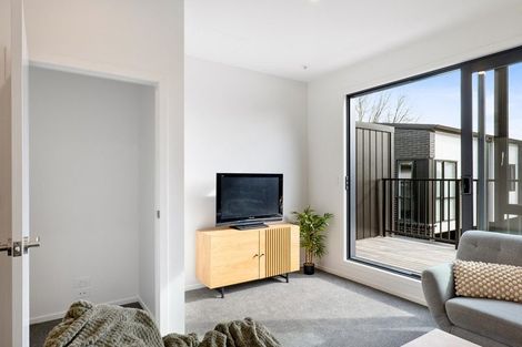 Photo of property in 3 Meg Lane, Glen Eden, Auckland, 0602