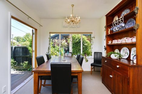 Photo of property in 1/2 Barrington Street, Somerfield, Christchurch, 8024