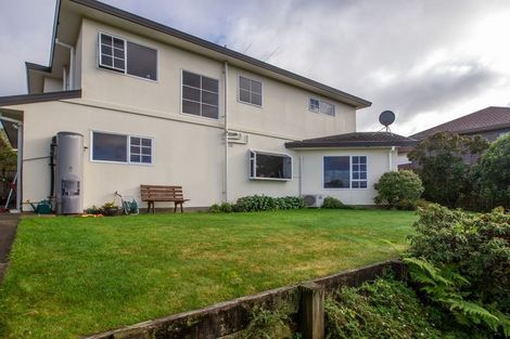 Photo of property in 143 Westchester Drive, Churton Park, Wellington, 6037