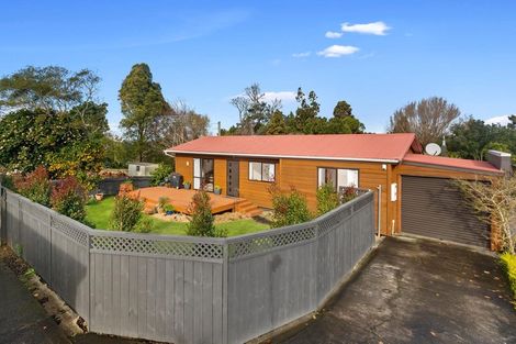 Photo of property in 29 Tirimoana Road, Te Atatu South, Auckland, 0602