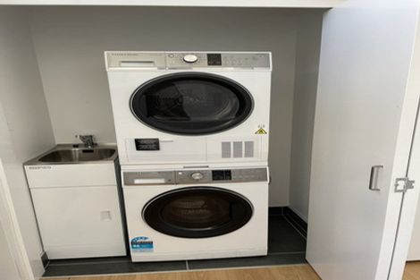 Photo of property in 10c Beauchamp Street, Karori, Wellington, 6012