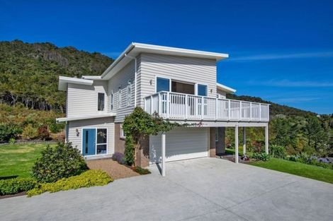 Photo of property in 16 Rangikorero Place, Whangarei Heads, Whangarei, 0174