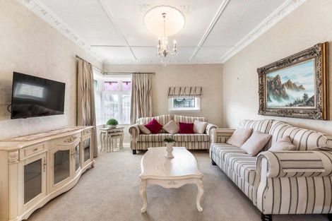 Photo of property in 8 Pascal Street, Palmerston North, 4410