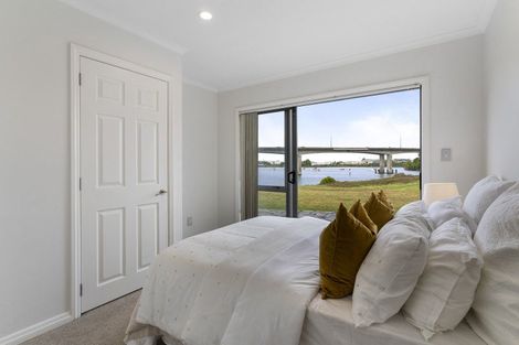 Photo of property in 17e Pakuranga Road, Pakuranga, Auckland, 2010