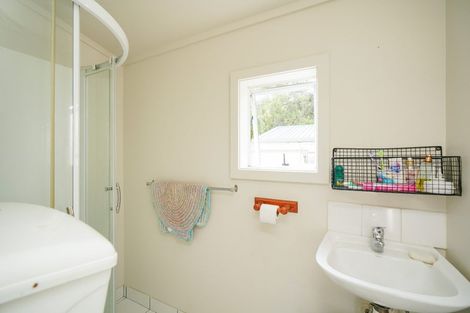 Photo of property in 124 Moulson Street, Strathern, Invercargill, 9812